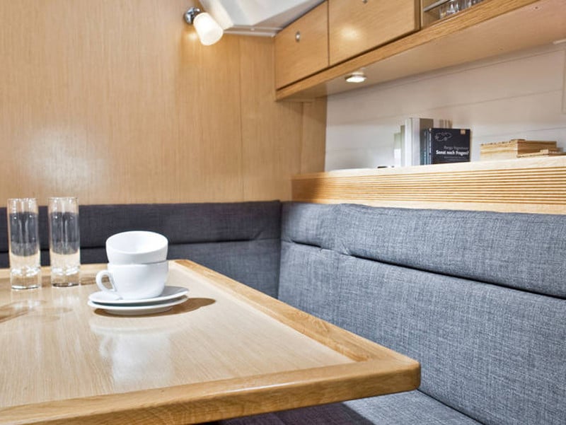 Bavaria Cruiser 40 - Sailboat in Palma