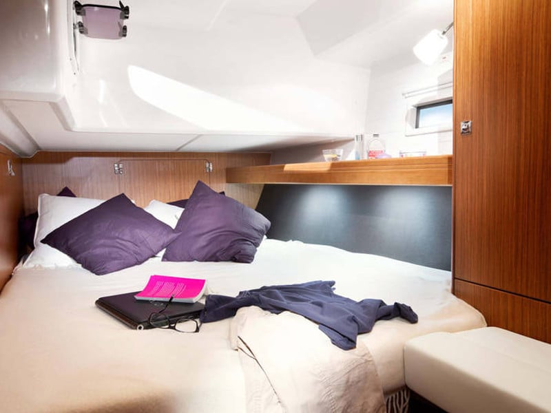 Bavaria Cruiser 46 - Sailboat in Lemmer