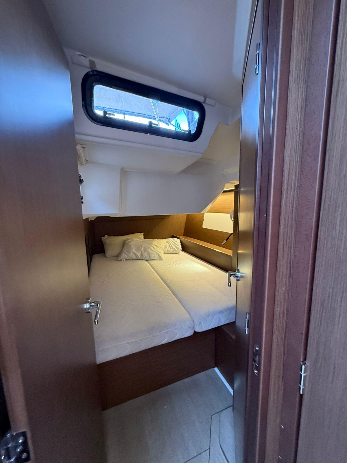 Oceanis 46.1 - Sailboat in Lavrio