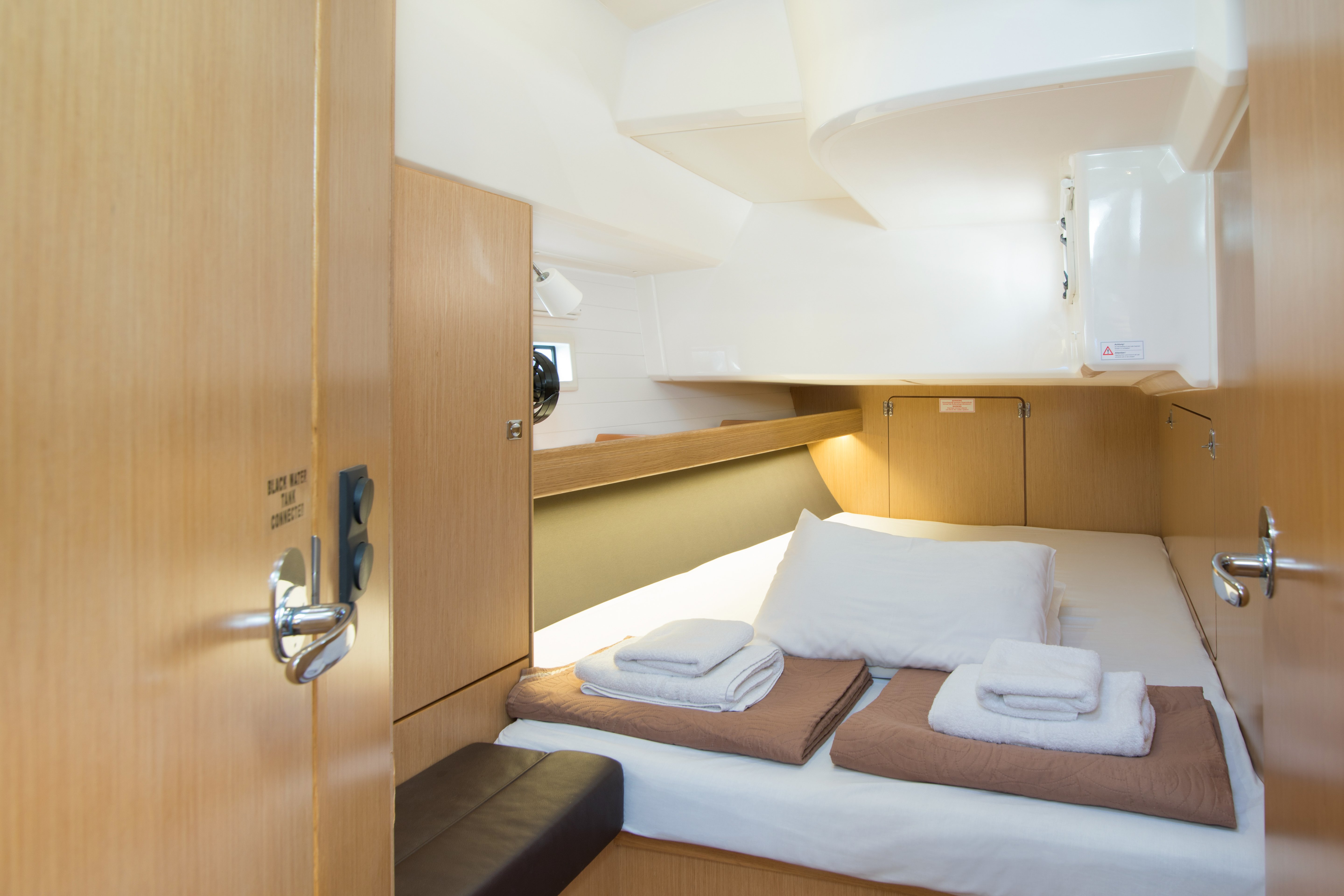 Bavaria Cruiser 46 - Sailboat in Kontokali