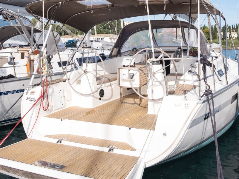 Bavaria Cruiser 40 - Sailboat in Kontokali