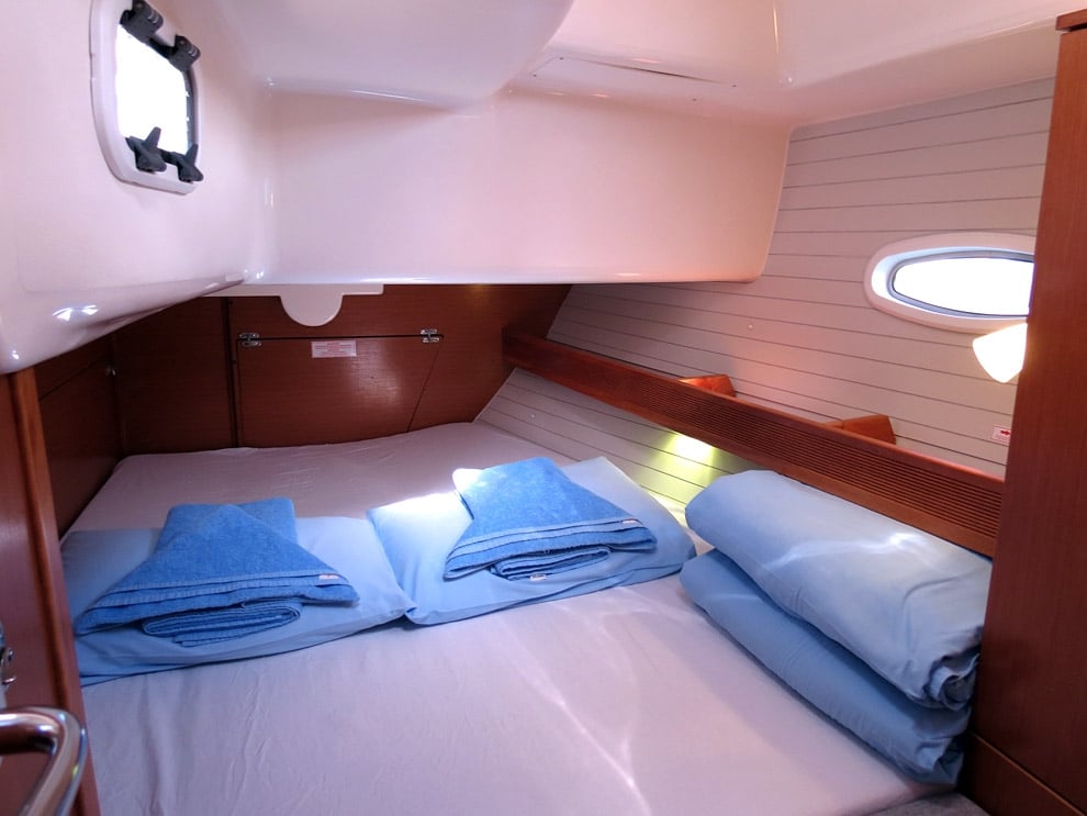 Bavaria 43 Cruiser - Sailboat in Fethiye