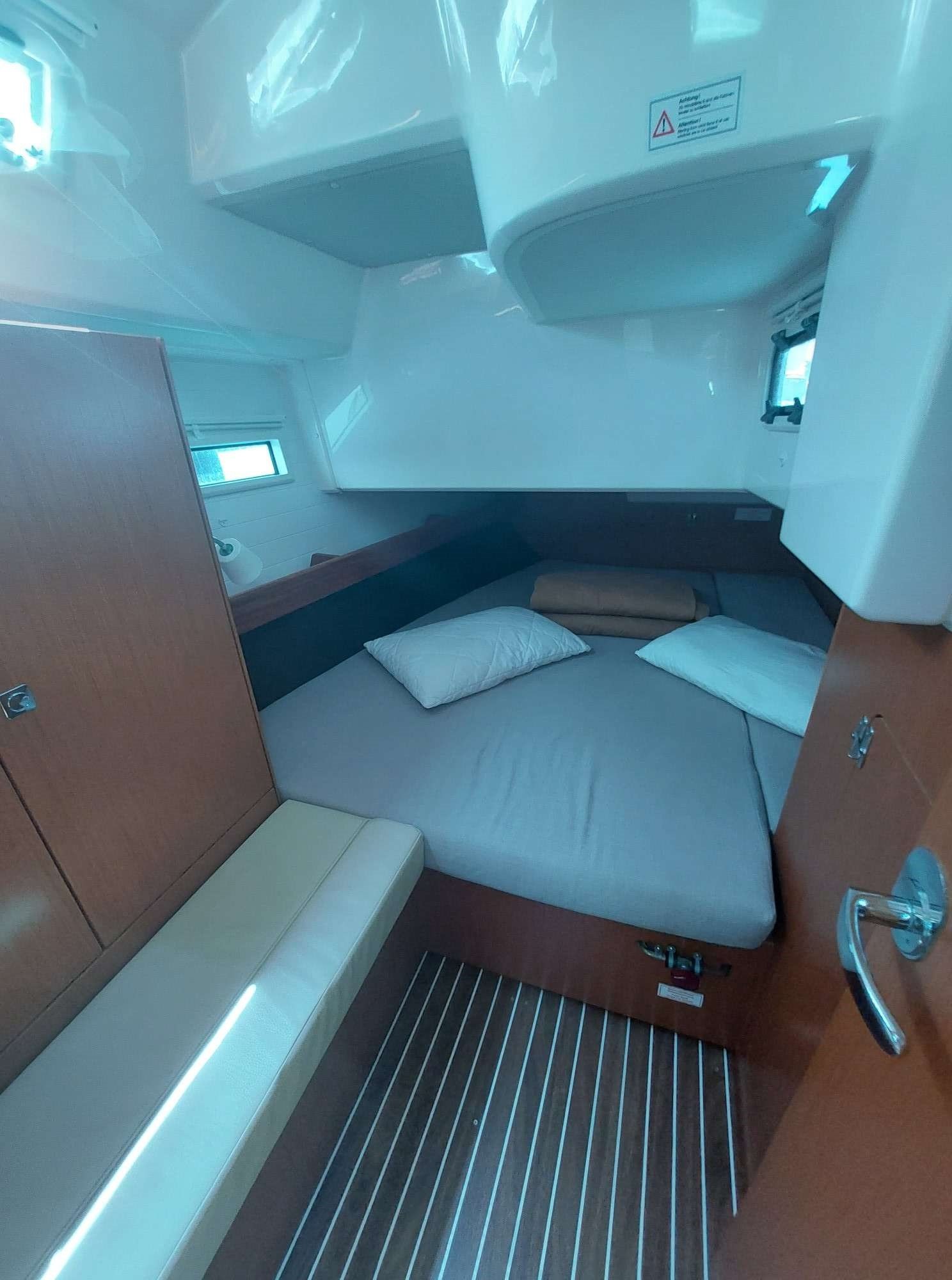 Bavaria Cruiser 41 - Sailboat in Kontokali