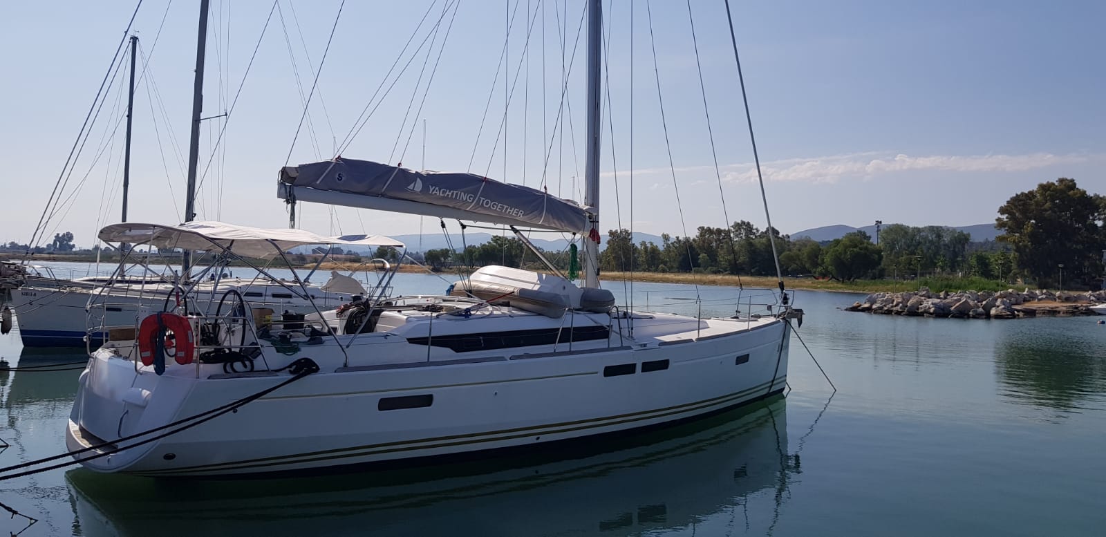 Sun Odyssey 469 - Sailboat in Alimos