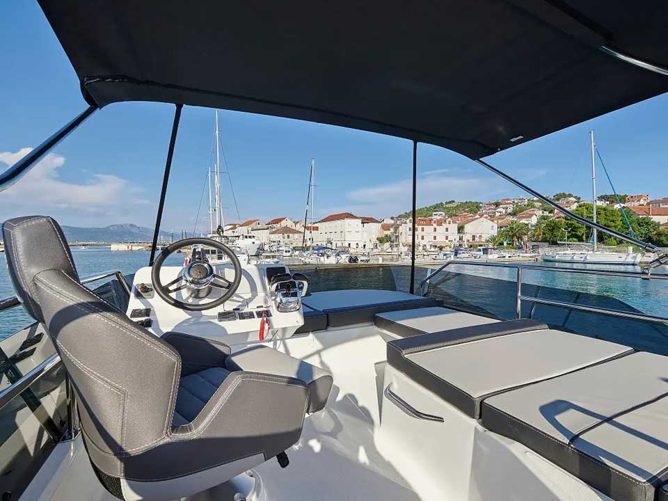 Merry Fisher 1095 FLY - Motor Yacht in Trogir