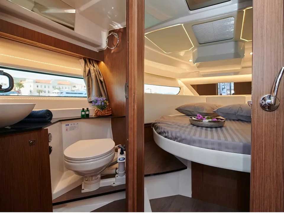 Merry Fisher 1095 FLY - Motor Yacht in Trogir