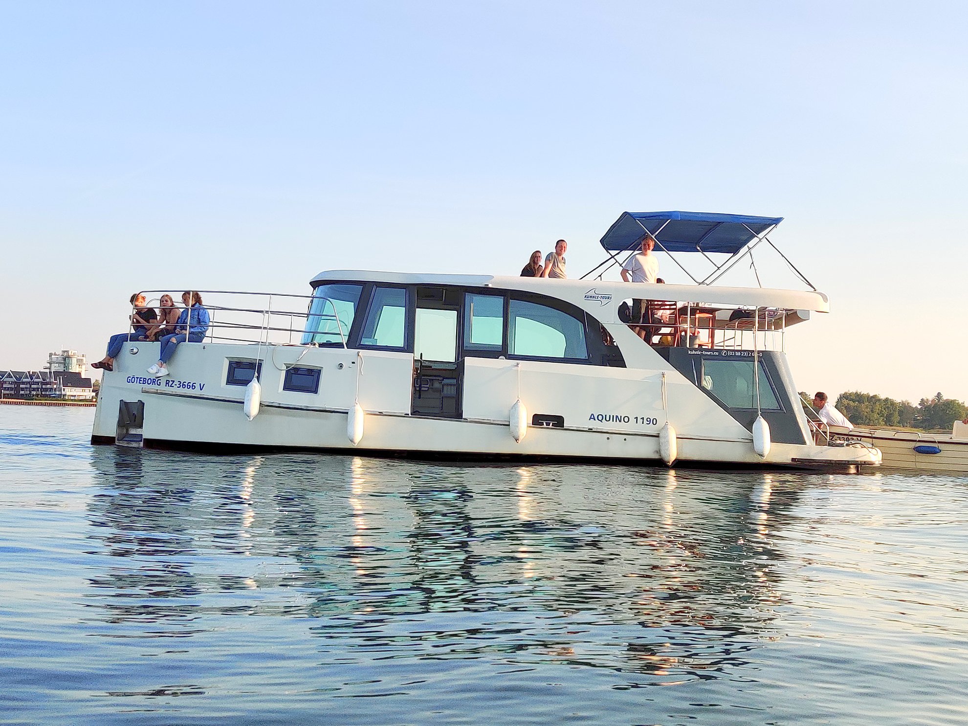 Aquino 1190 - Motor Yacht in Rechlin