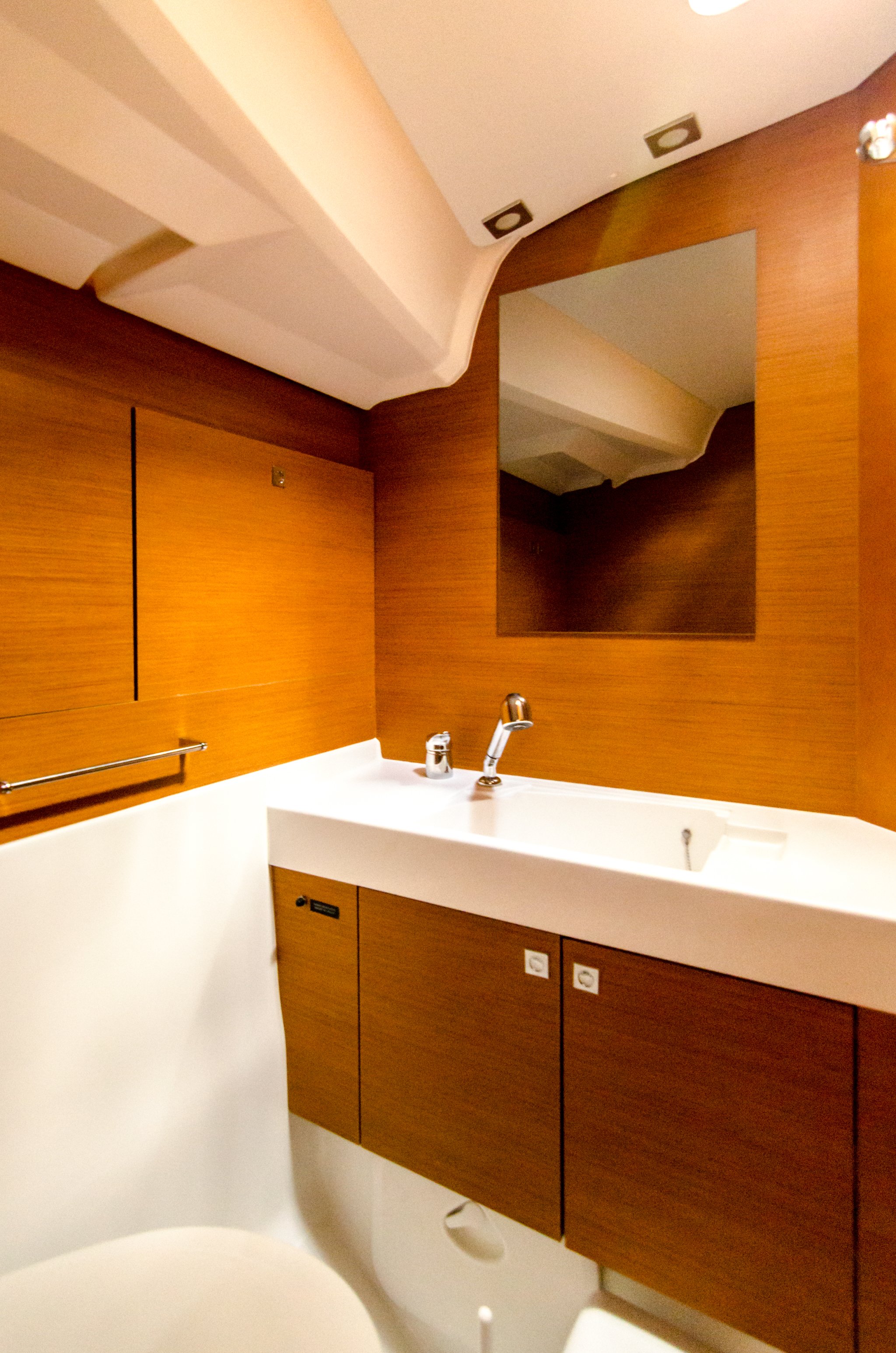 Sun Odyssey 519 - Sailboat in Kerkira