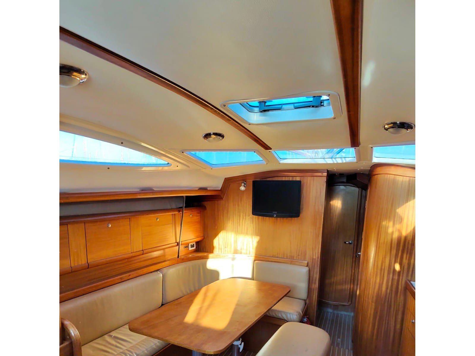 Delphia 40 - Sailboat in Punta Ala