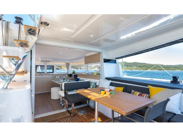 BRAND NEW LAGOON 43 (2) - Catamaran in Bibinje