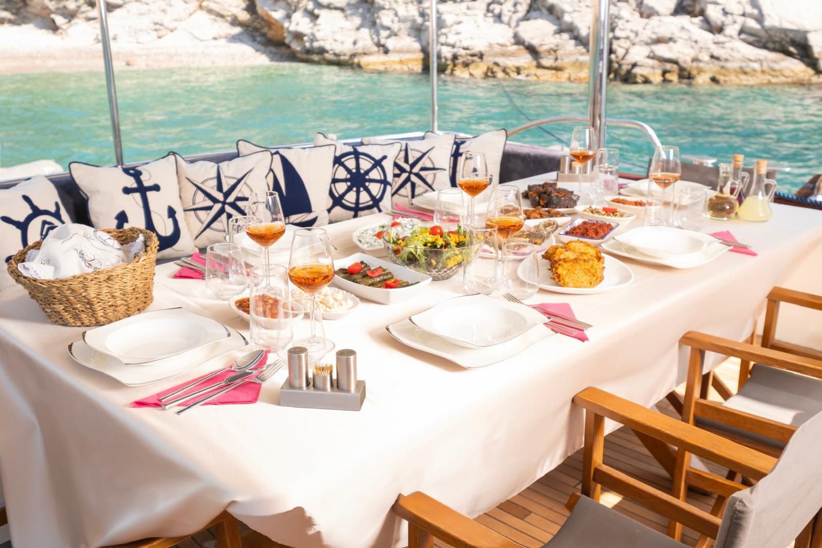 Queen Alin - Gulet in Cumhuriyet