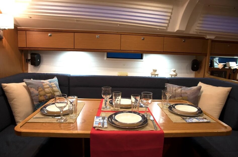 Erato - Yelkenli içinde Lefkada