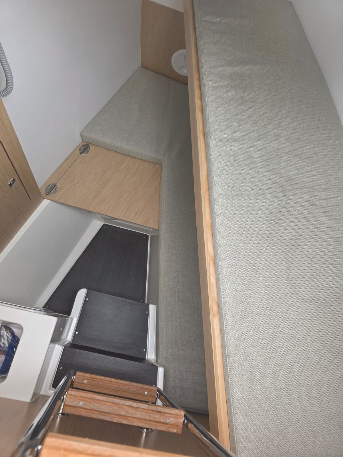 Aristhesi - Sailboat in Volos