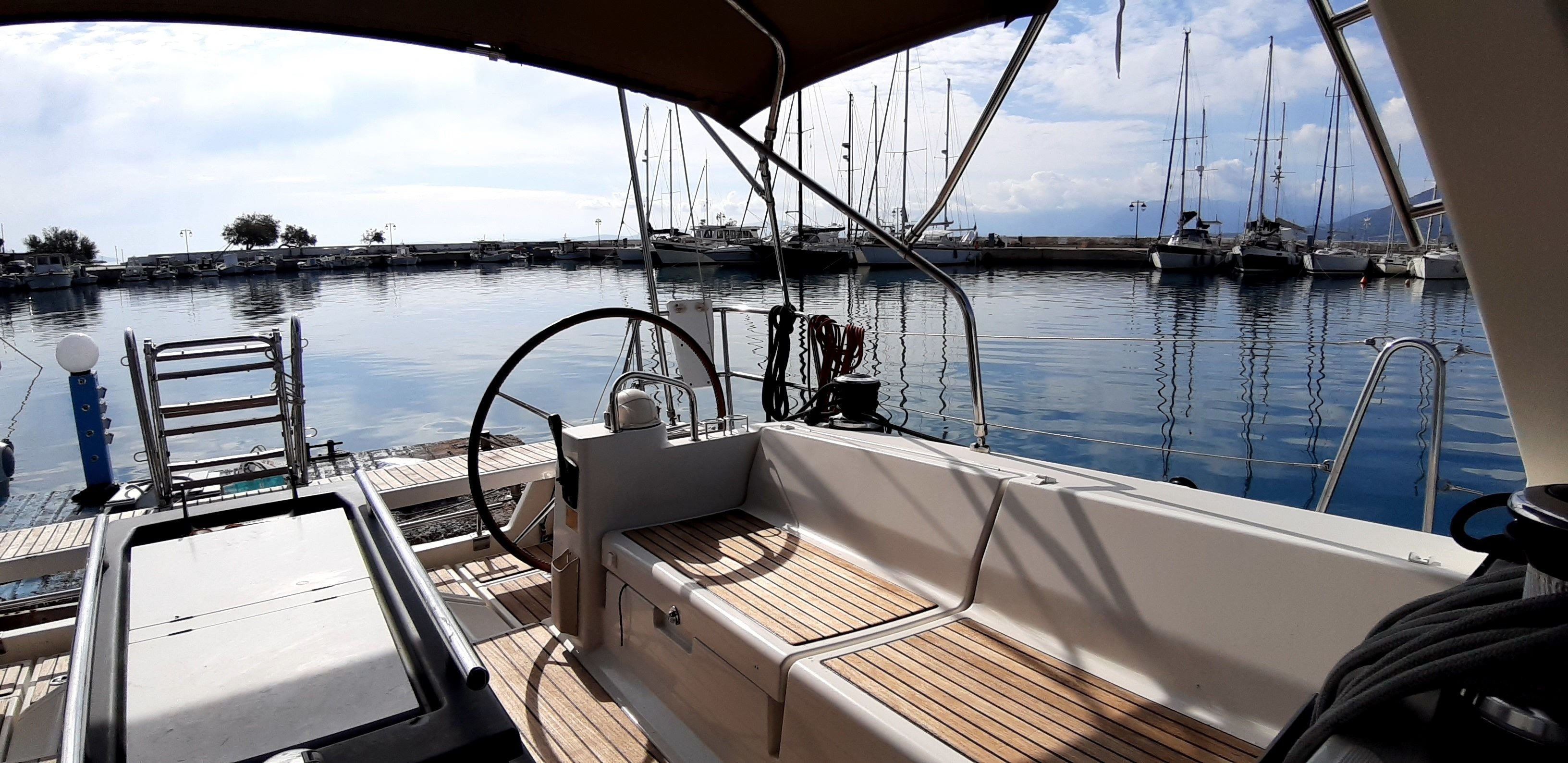 Zeppelin - Yelkenli içinde Pireas