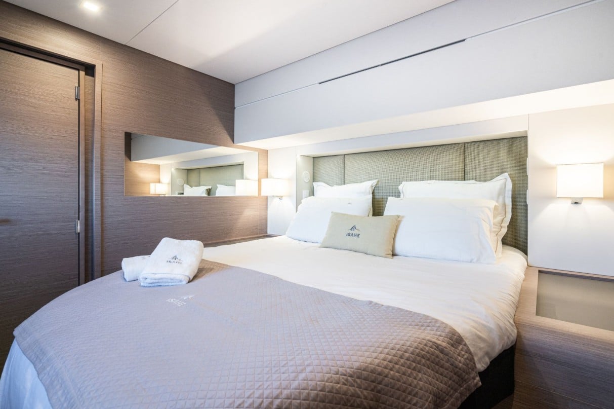 Isaé - Catamaran in Cogolin