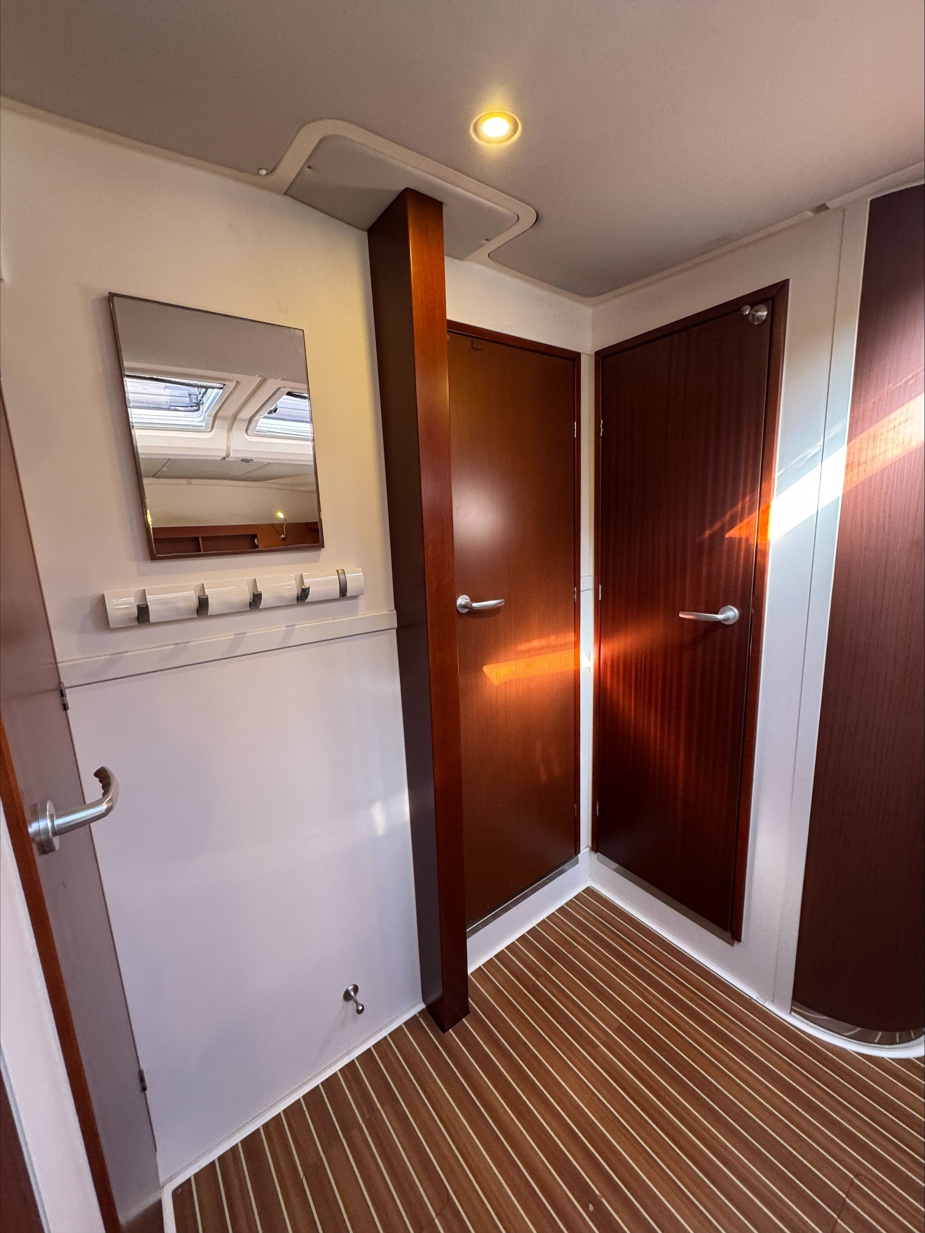 Team B - Sailboat in Grimaud