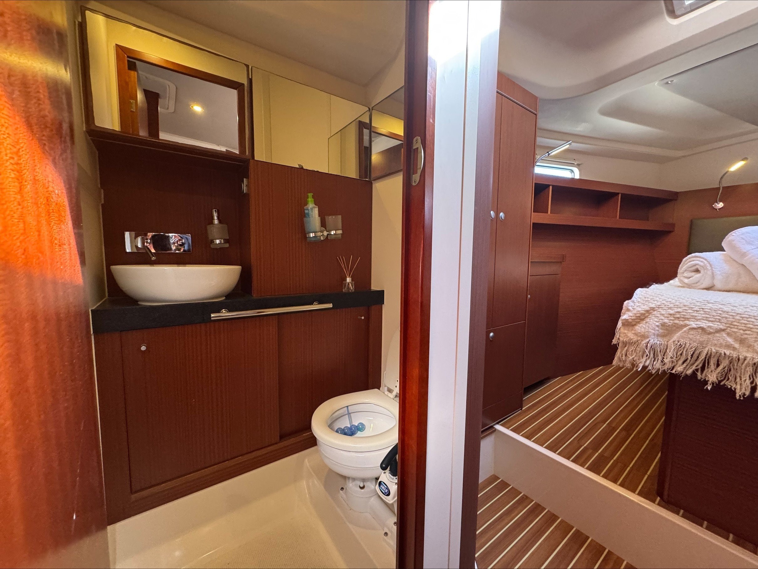 Team B - Sailboat in Grimaud