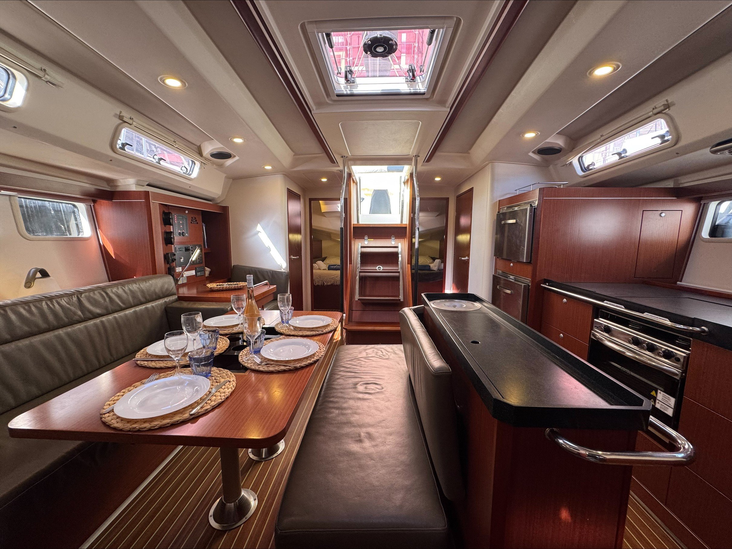 Team B - Sailboat in Grimaud