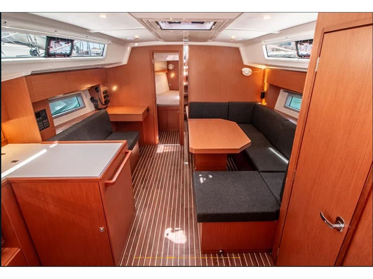 Jenny K - Yelkenli içinde Lefkada