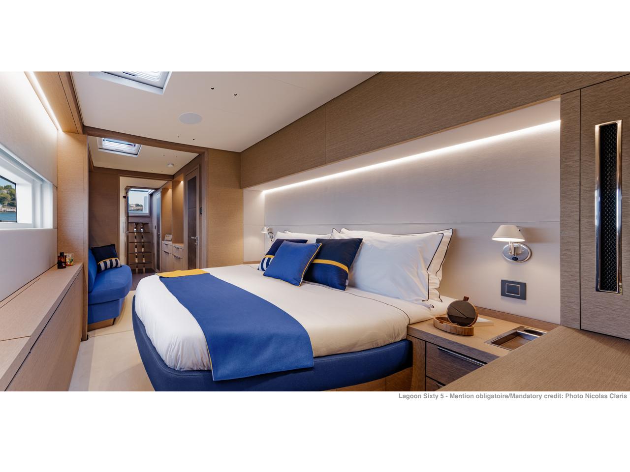 SAILUXE - Aura - Catamaran in Castellammare del Golfo