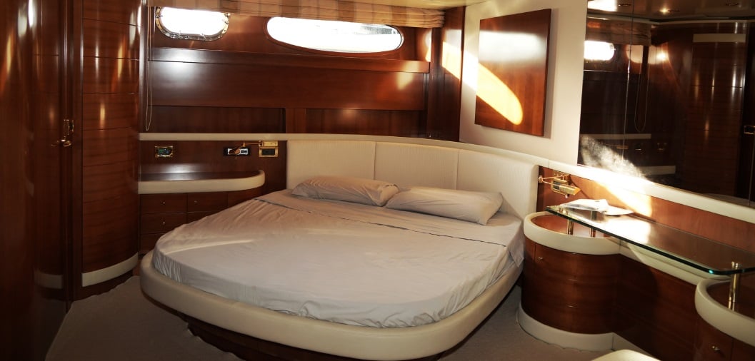 Premium - Motor Yacht in Metropolitan City of Palermo