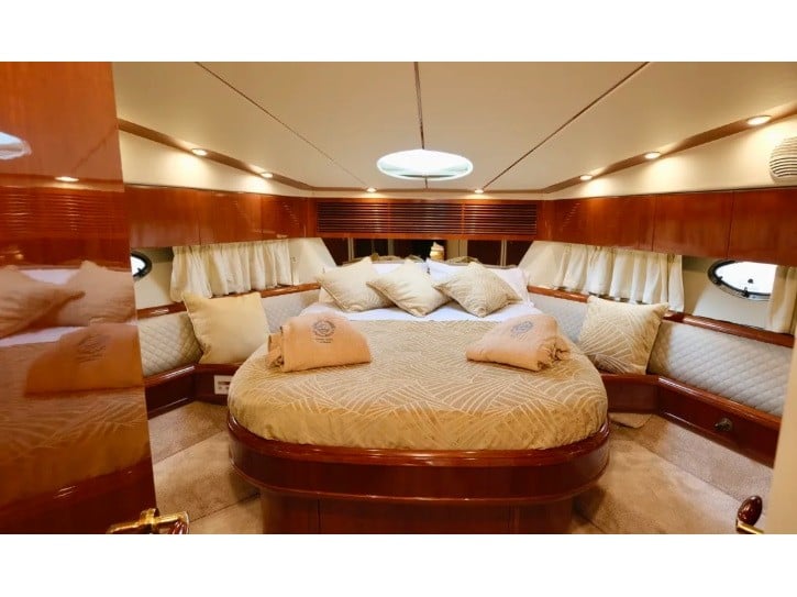 Premium - Motor Yacht in Riposto