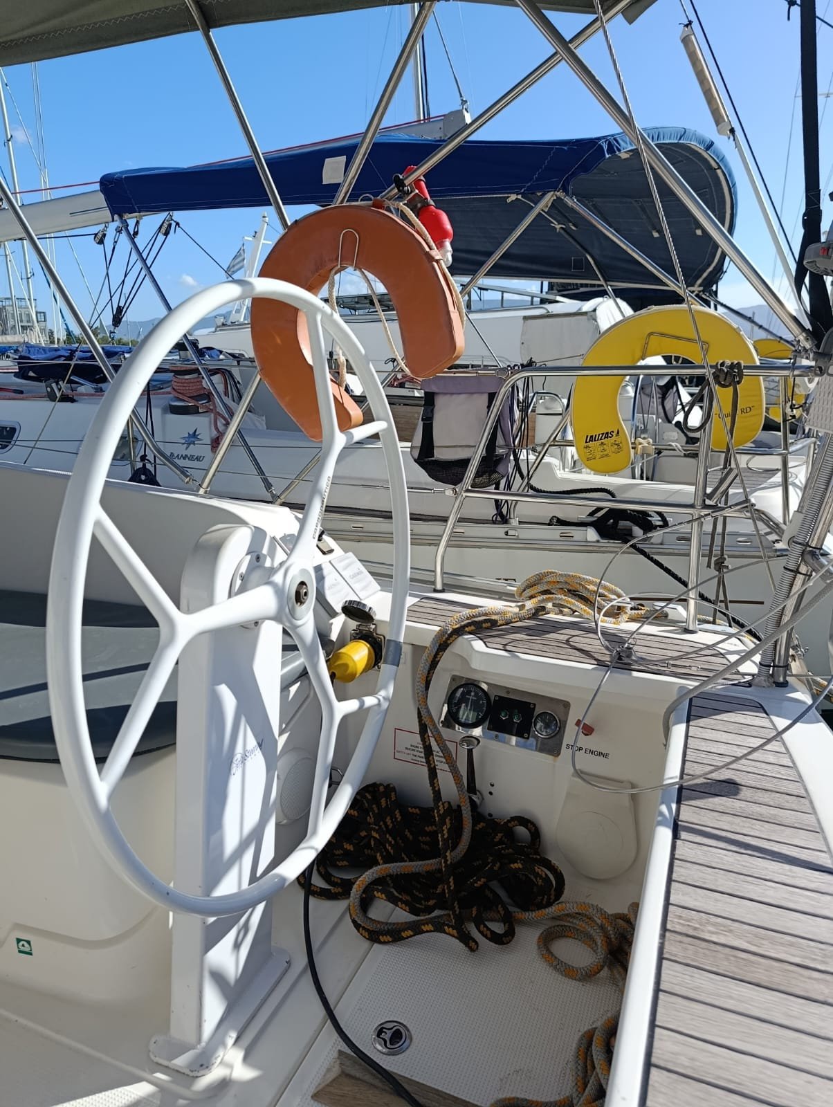 Blue Pearl - Yelkenli içinde Pireas