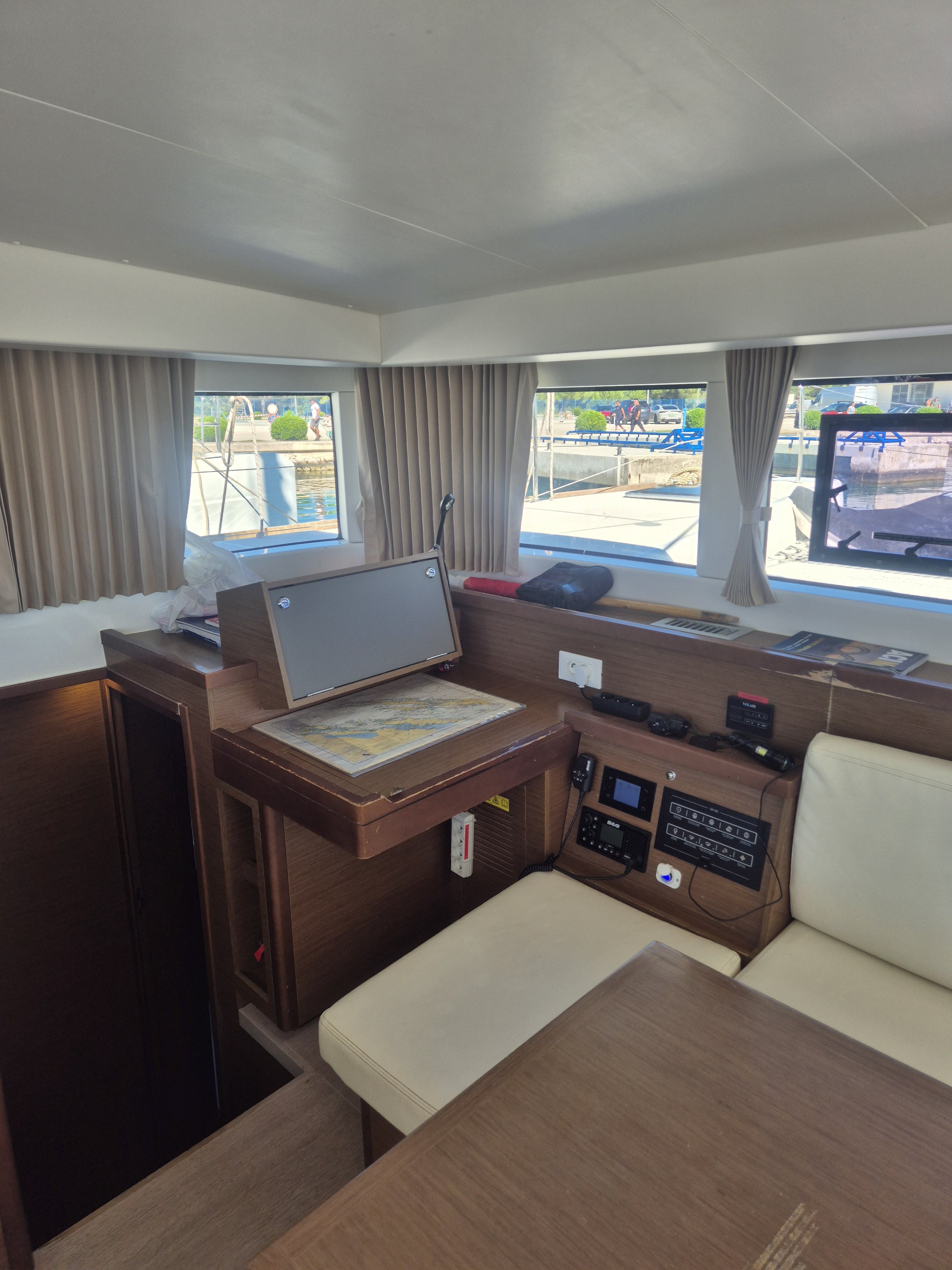 Nina II - Catamaran in Dubrovnik