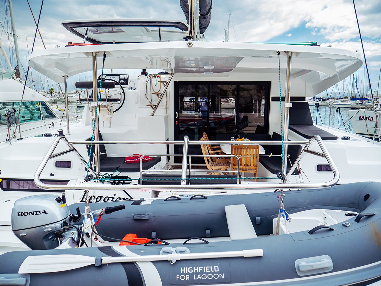 LEGGIERO - Catamaran in Rogoznica