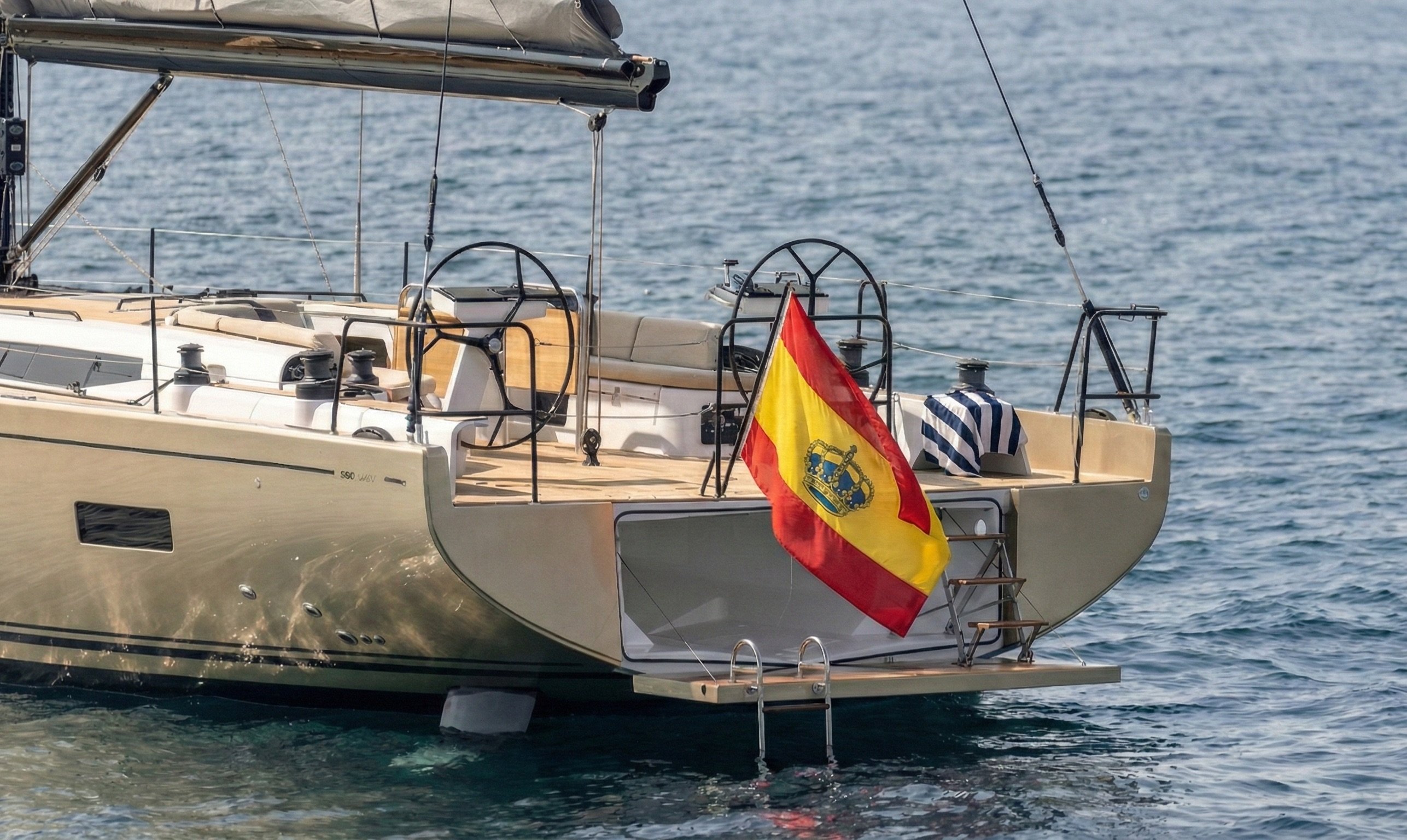 Premium + - Sailboat in Eivissa