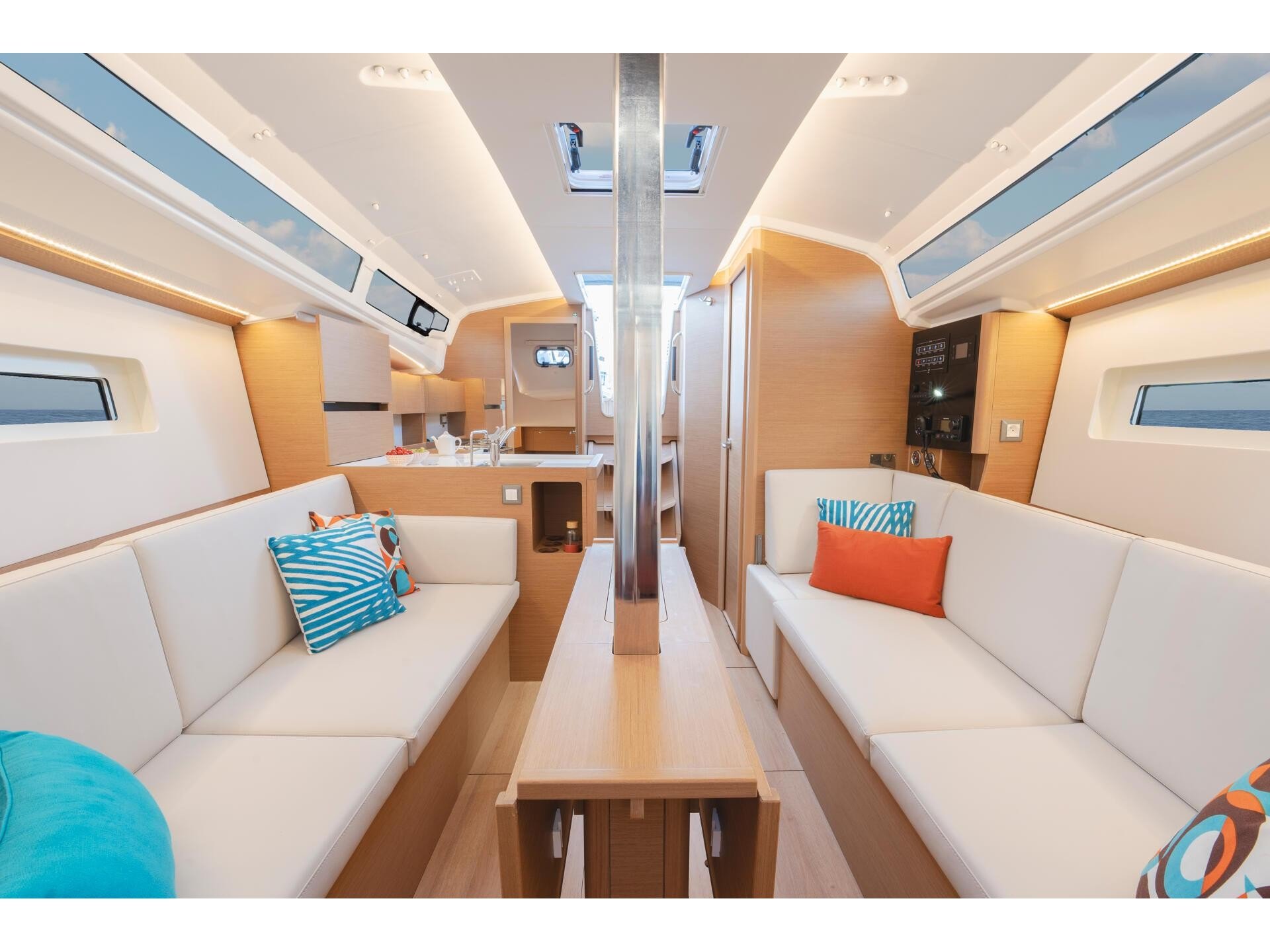 Naia - Comfort line - Sailboat in Salerno