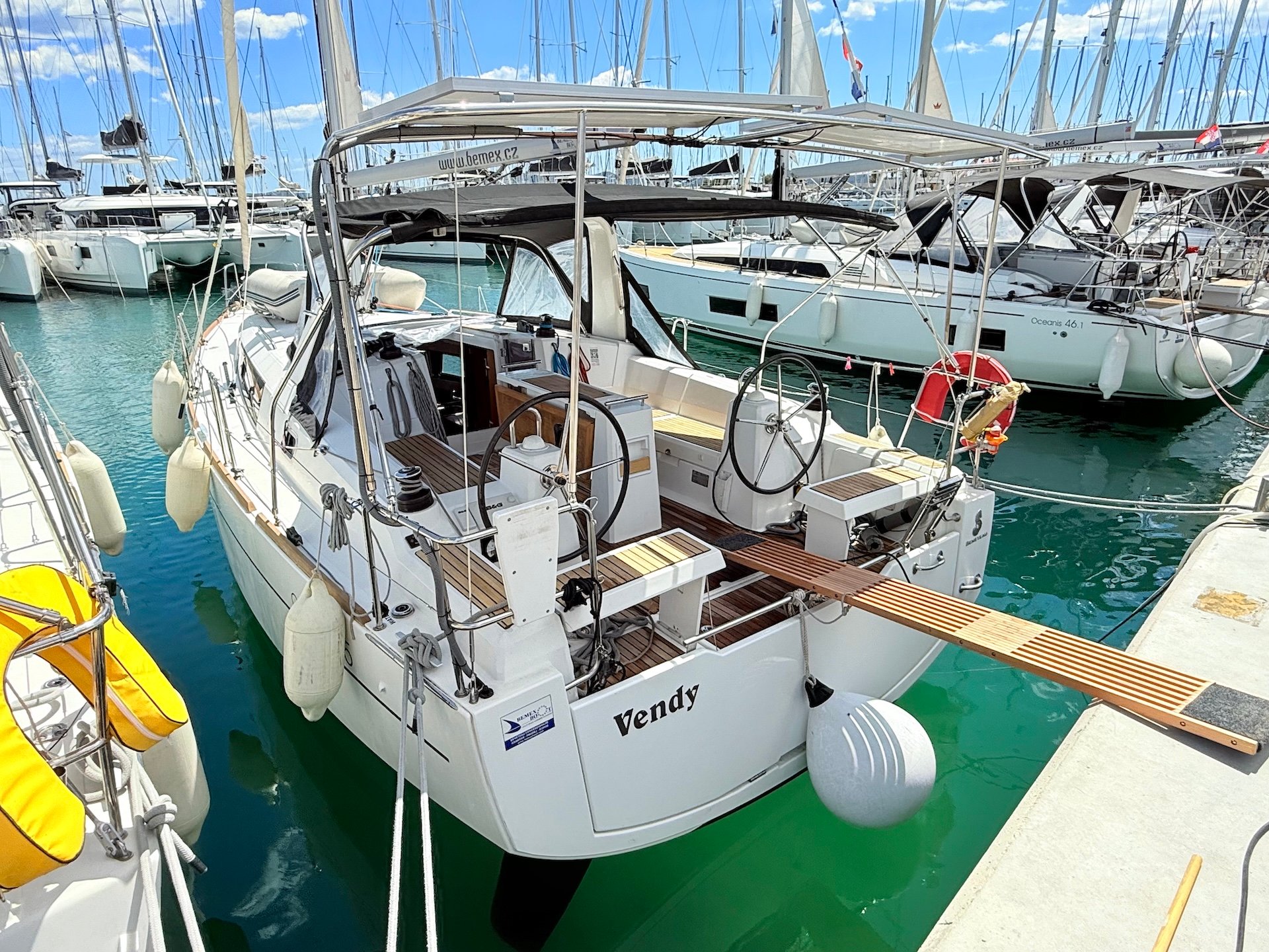 Vendy - Yelkenli içinde Bibinje