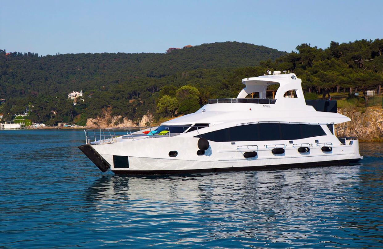 Royal - Motor Yacht in Arnavutköy