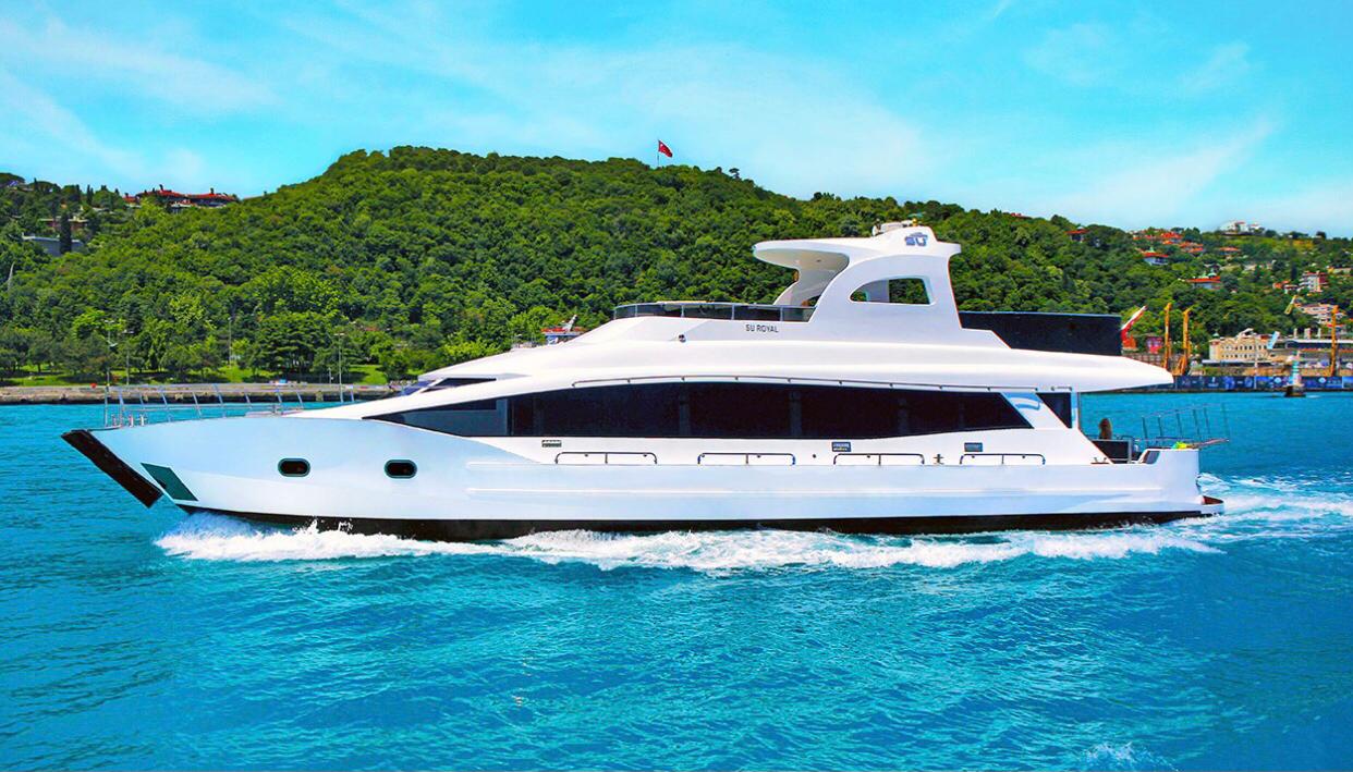 Royal - Motor Yacht in Arnavutköy
