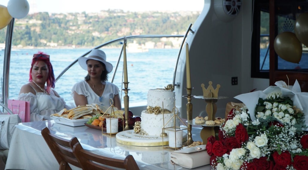 Sultan - Motor Yacht in Arnavutköy Mah.