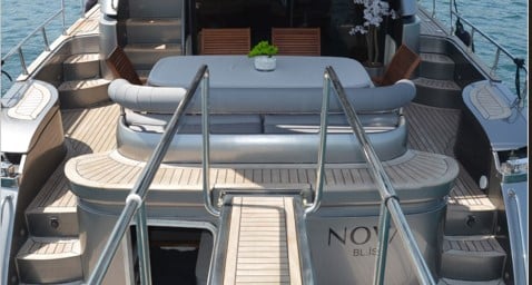 Nov - Motor Yacht in Bebek