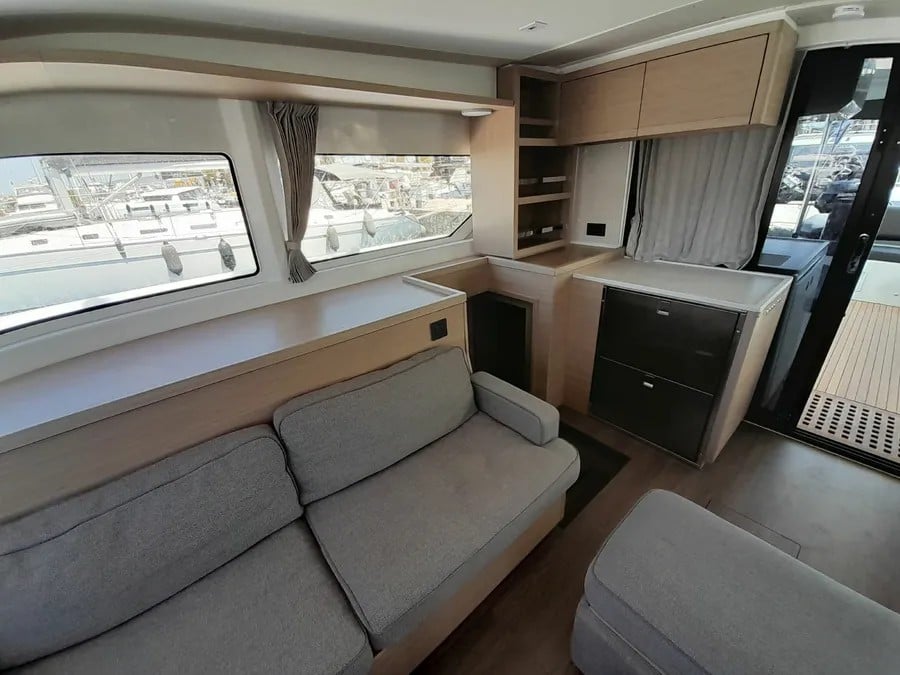 Lagoon 46 ALEXANDRA - Catamaran in Alimos