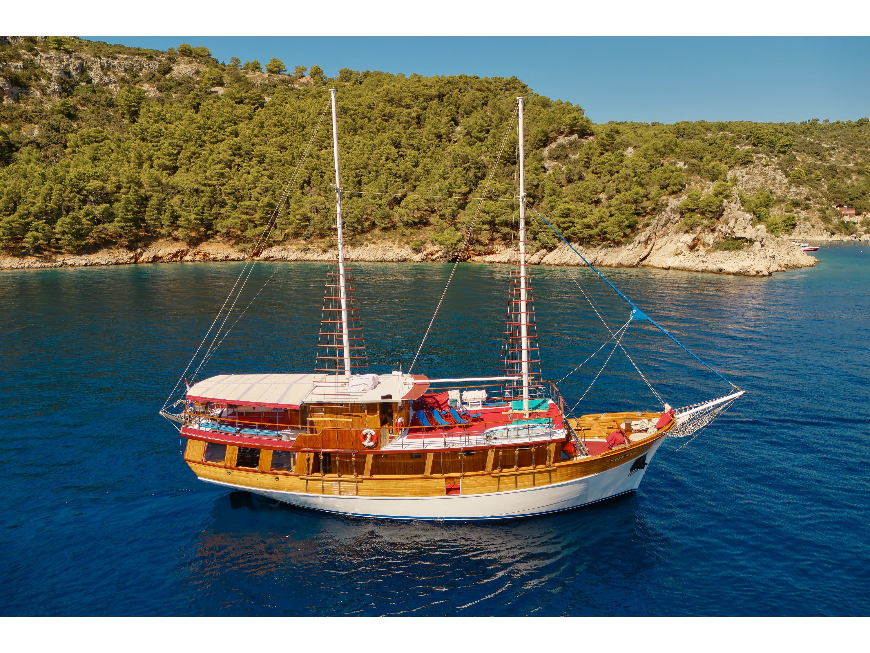 Moja Maja - Sailboat in Kaštel Štafilić