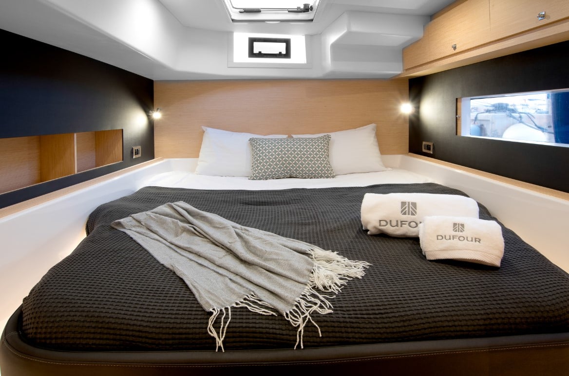 Blue V - Catamaran in Tourlos