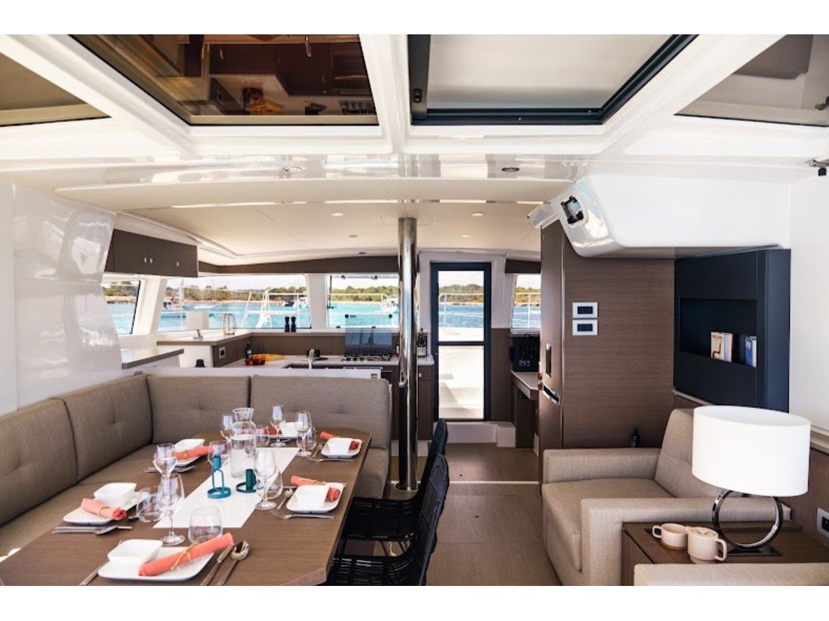 Knot So Fast - Catamaran in Volos