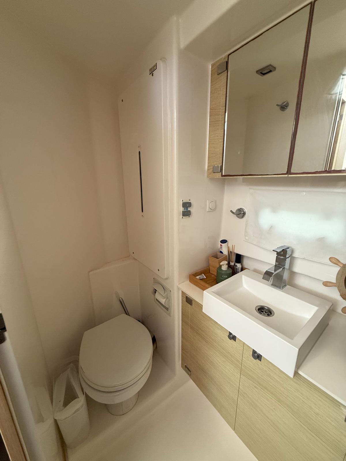 Bagatelle - Catamaran in Sète