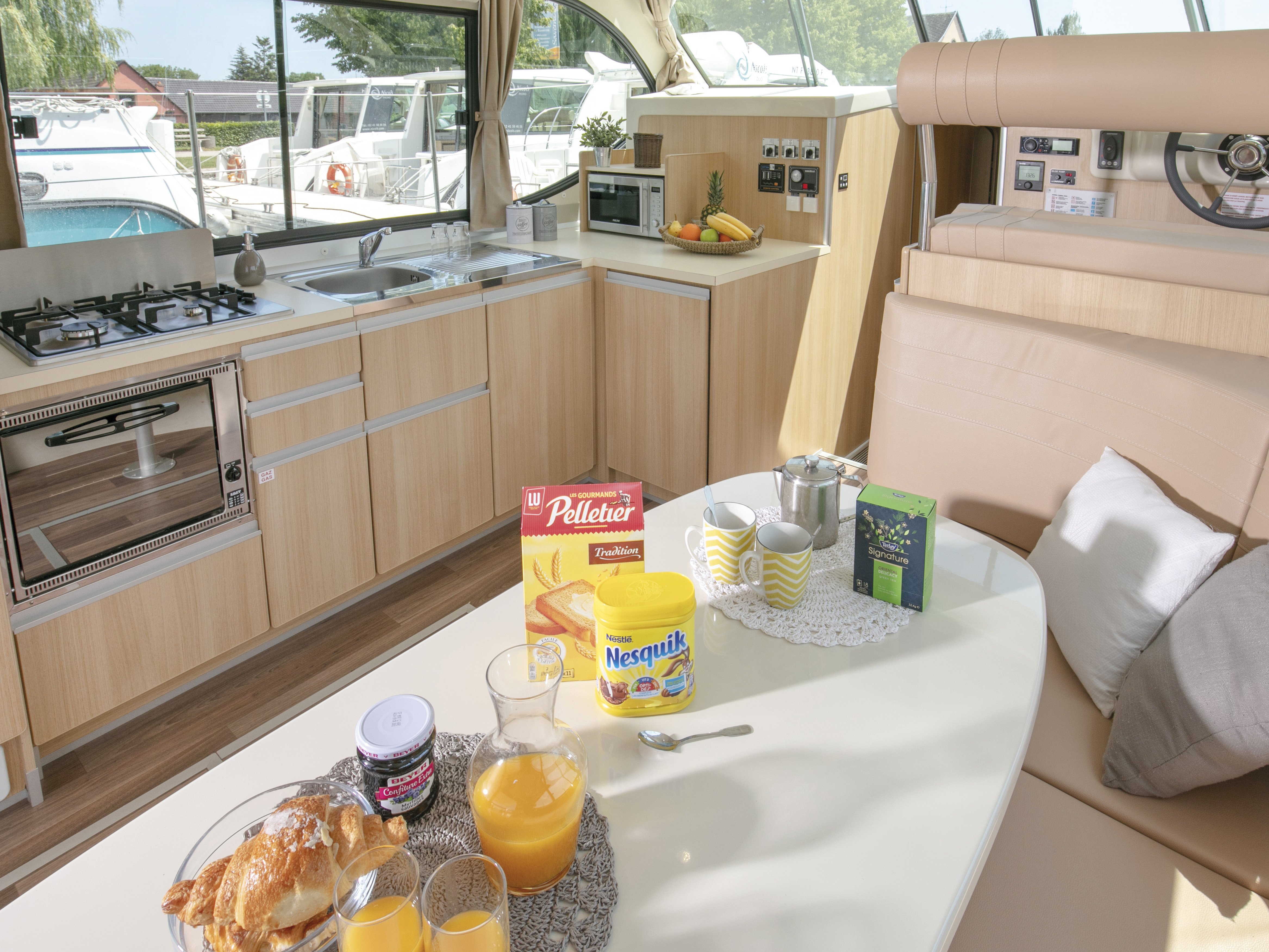 Cruiser Premium+ 4/6 Pers. - Motor Yacht in Buzet-sur-Baïse