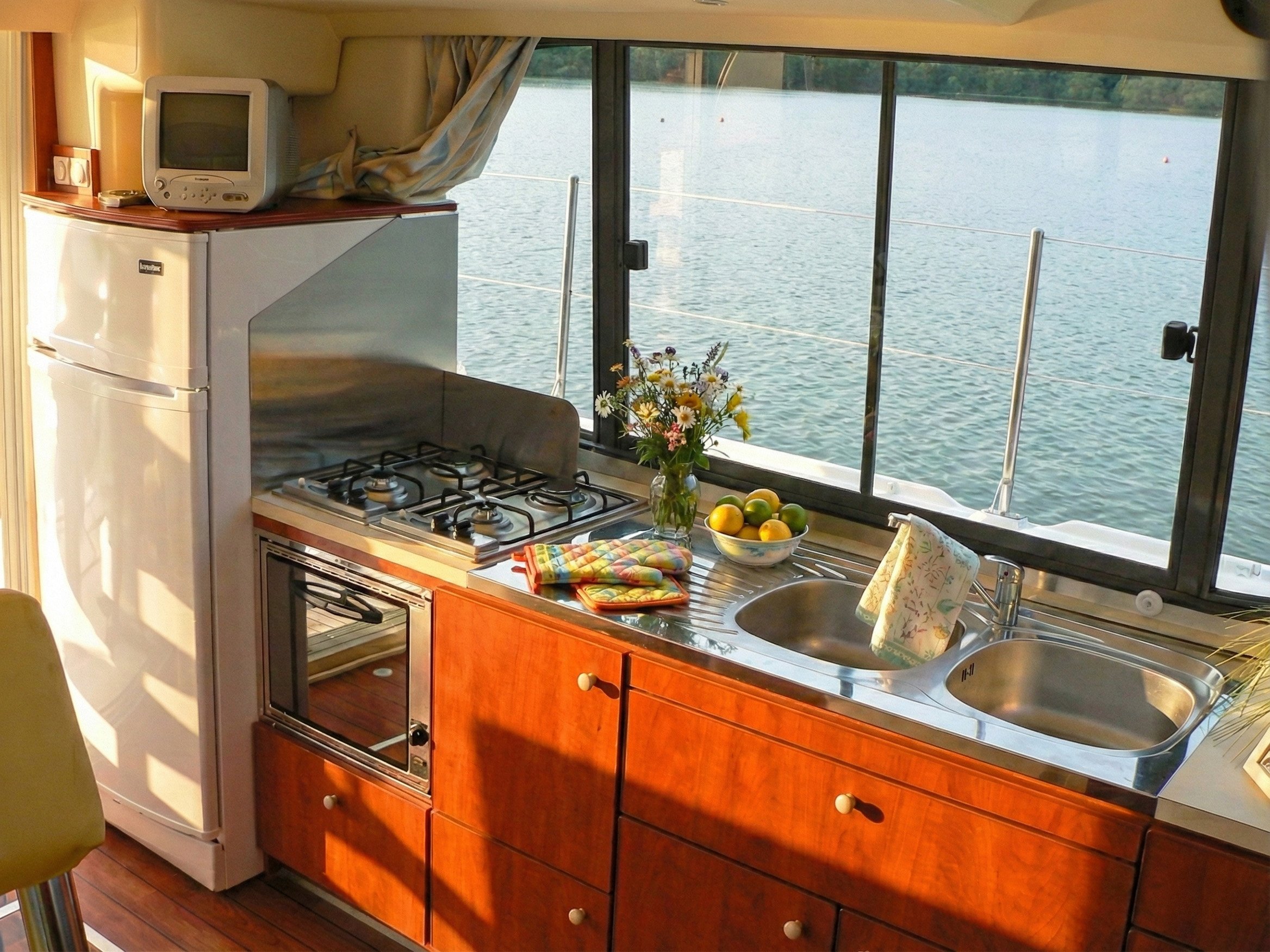 Cruiser Comfort 4/6 Pers. - Motor Yacht in Amieira