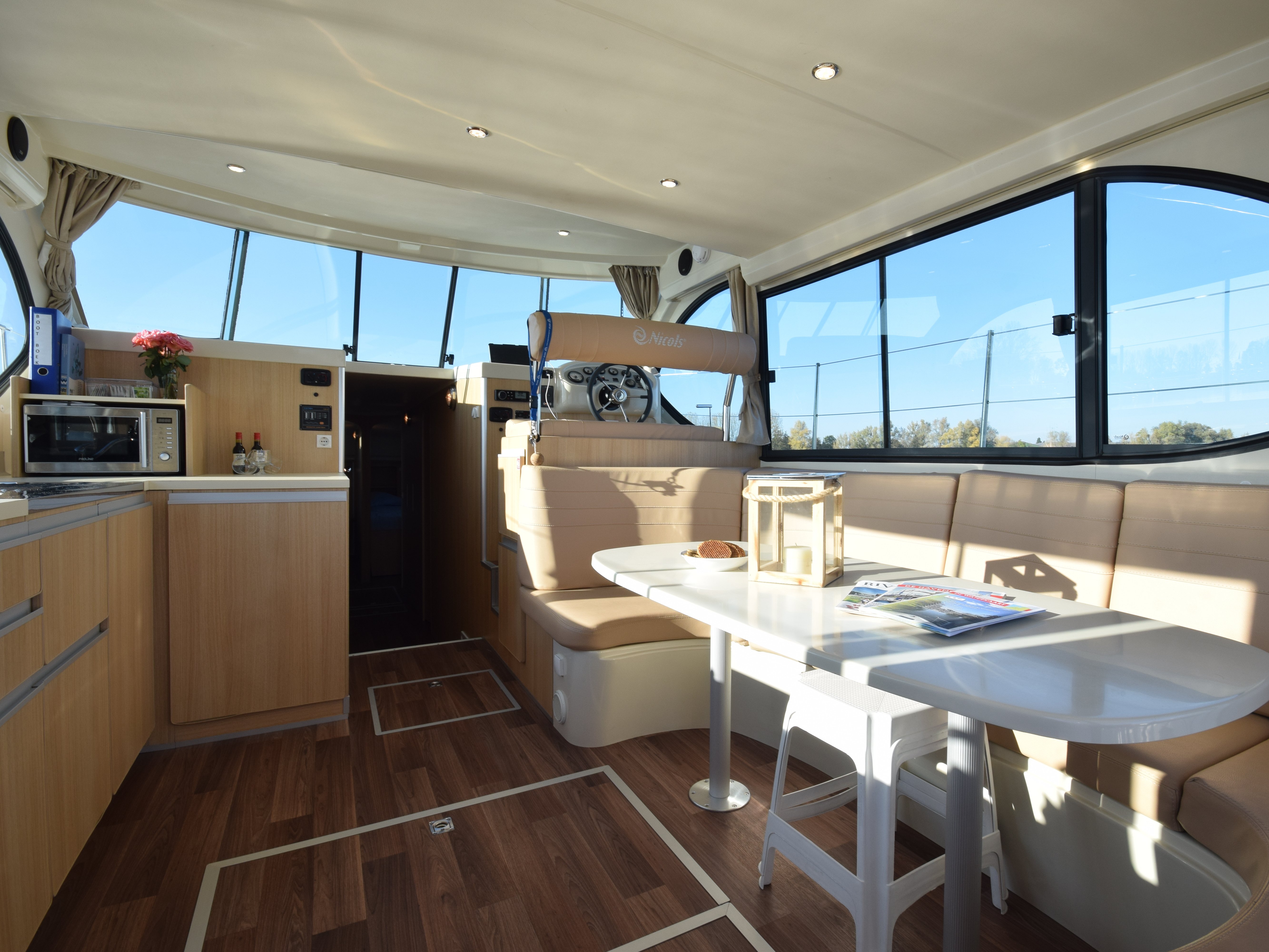 Cruiser Premium+ 8/10 Pers. - Motor Yacht in Kerkdriel
