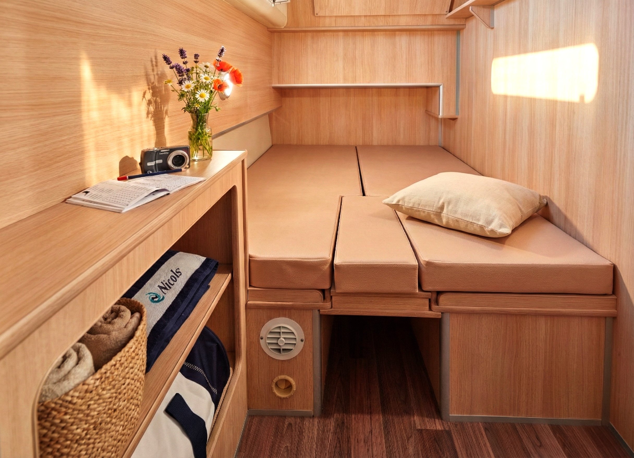 Cruiser Premium+ 6/8 Pers. - Motor Yacht in Saverne