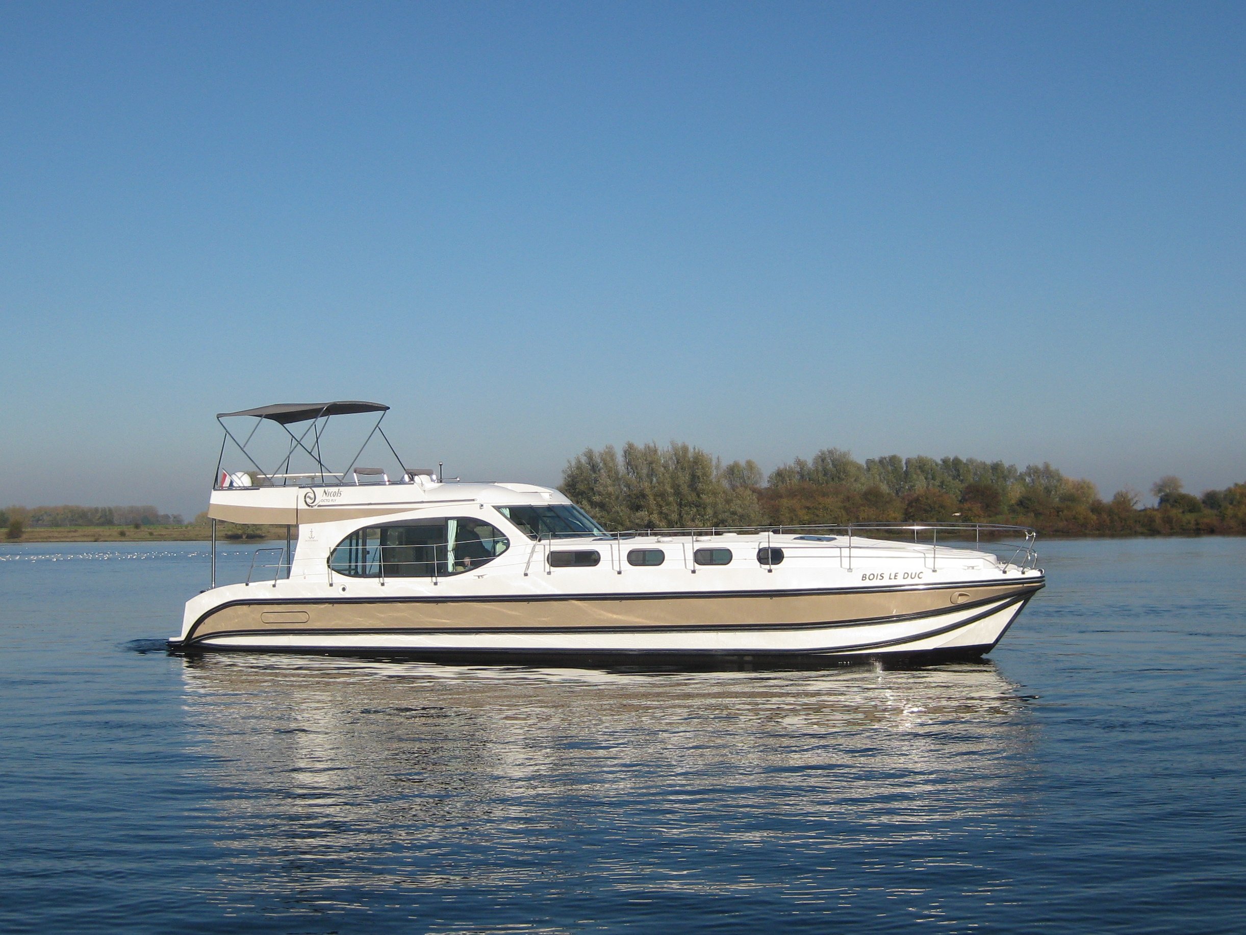 Cruiser Premium+ 8/10 Pers. - Motor Yacht in Kerkdriel