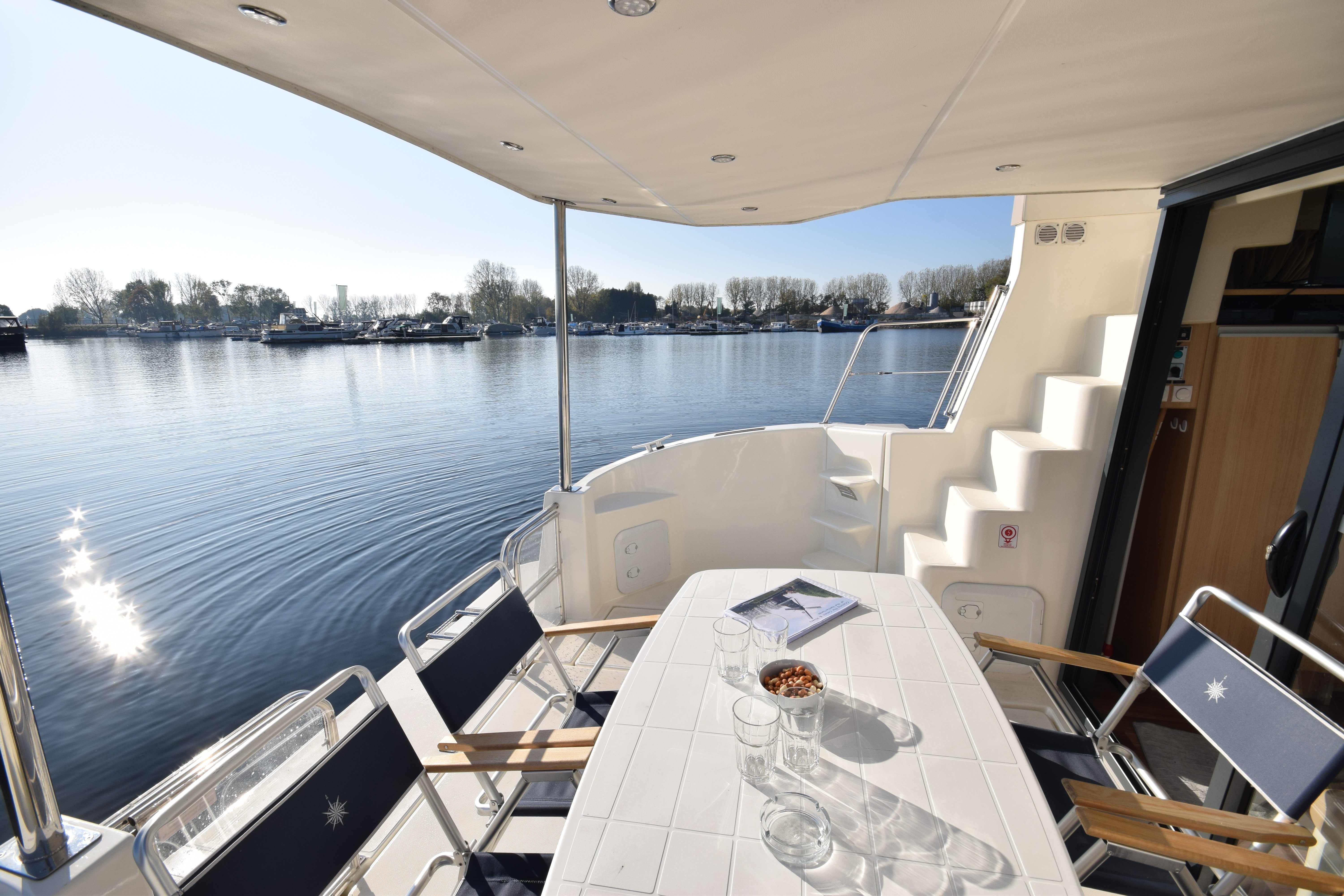 Cruiser Premium+ 8/10 Pers. - Motor Yacht in Kerkdriel