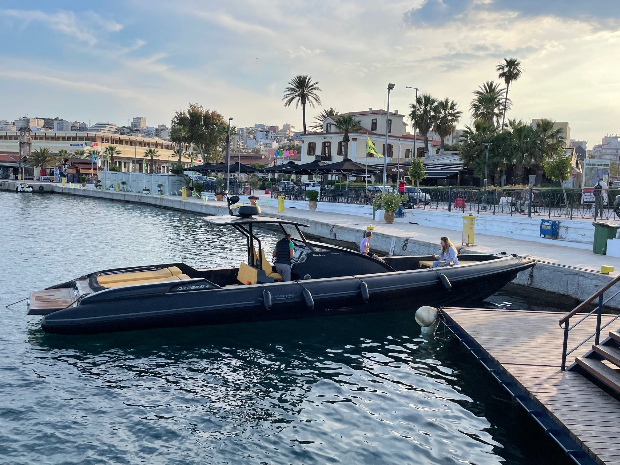 Anasa - Motor Yacht in Lavrio
