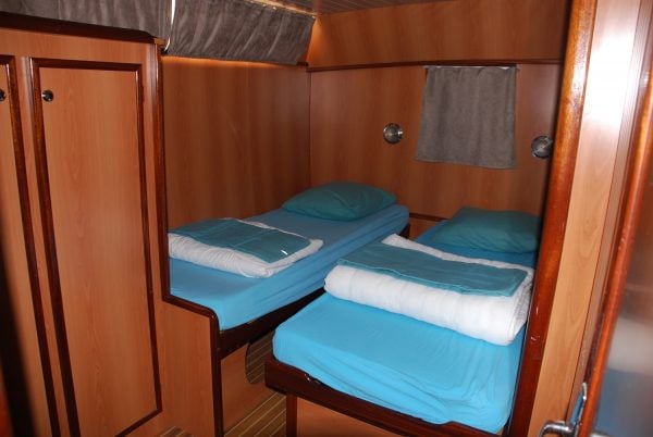 2502 - Motor Yacht in Savoyeux