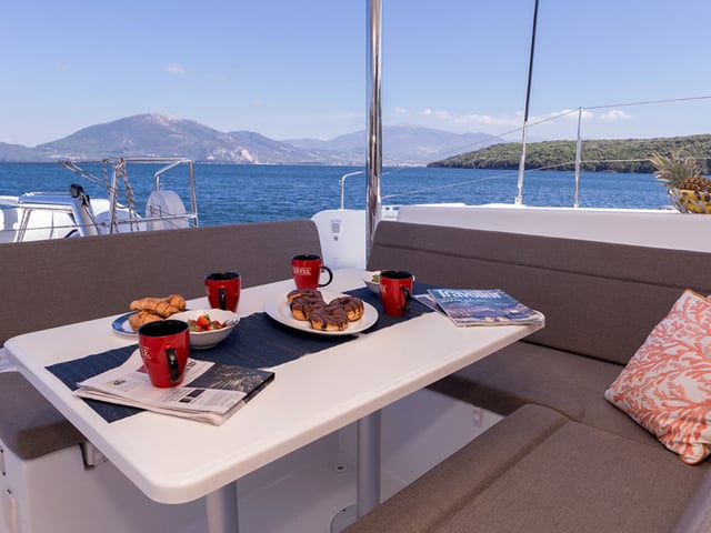 Randy Dandy-O - Catamaran in Alimos